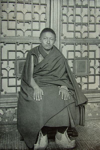 Thubten_Choekyi_Nyima_9th_Panchen_Lama.jpg